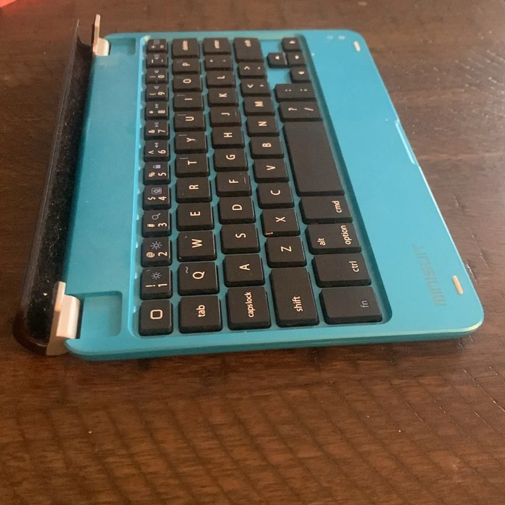 Used IPad Mini keyboard